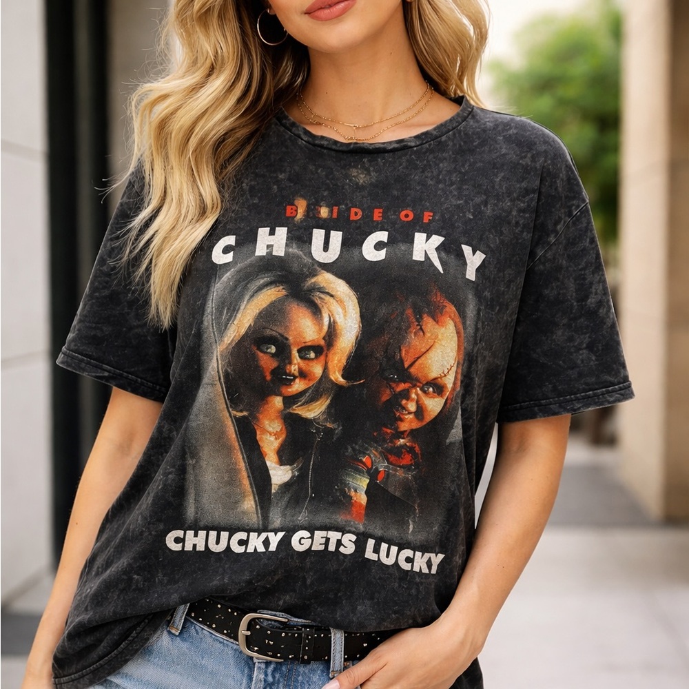 Black Graphic Tee - Short Sleeve